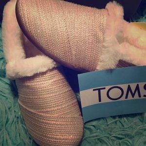 Toms shoes